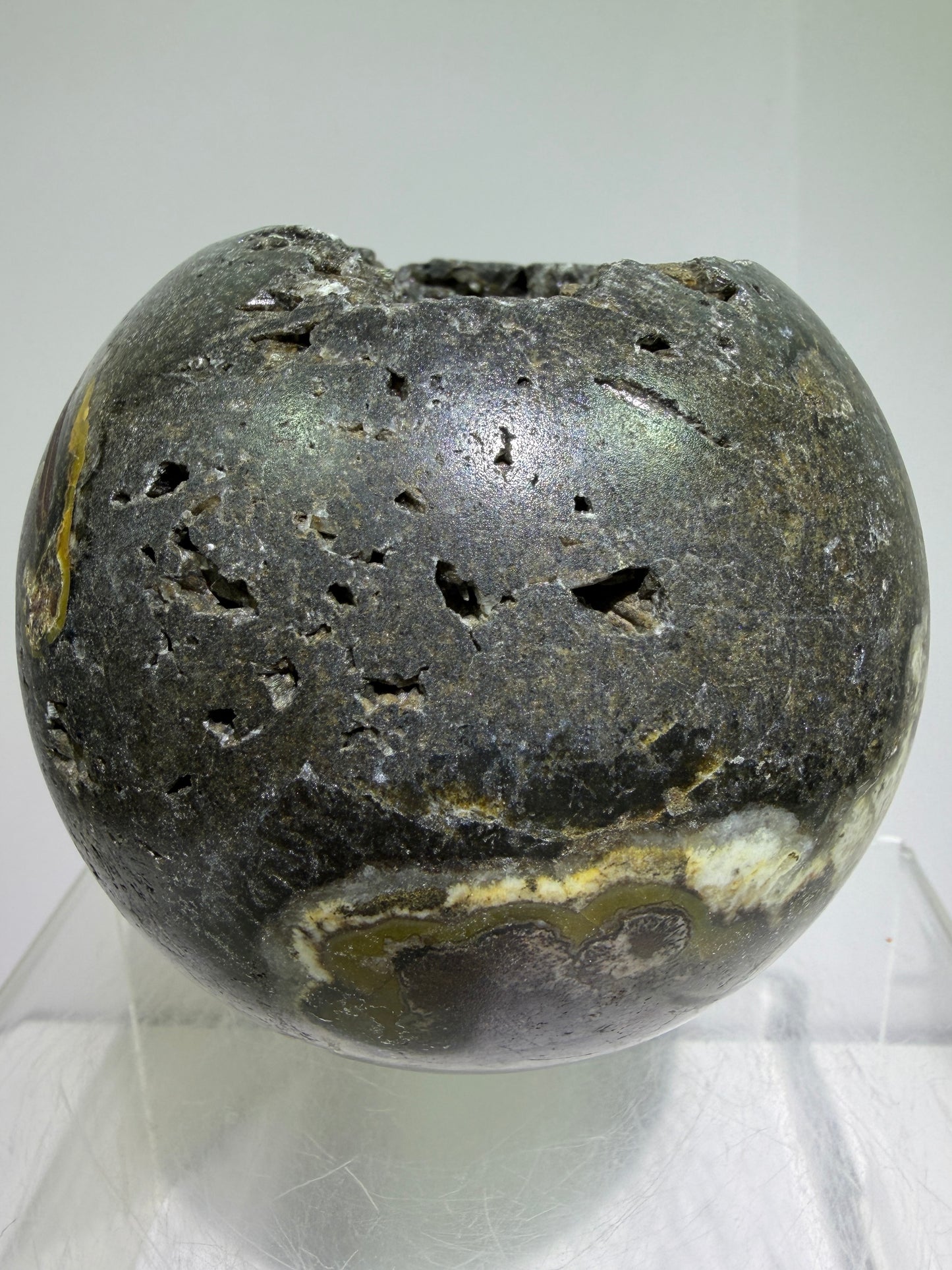 Warring States Agate Sphere. 88mm. Stunning Stalactite Druzy. Very Rare And Unique Display Sphere