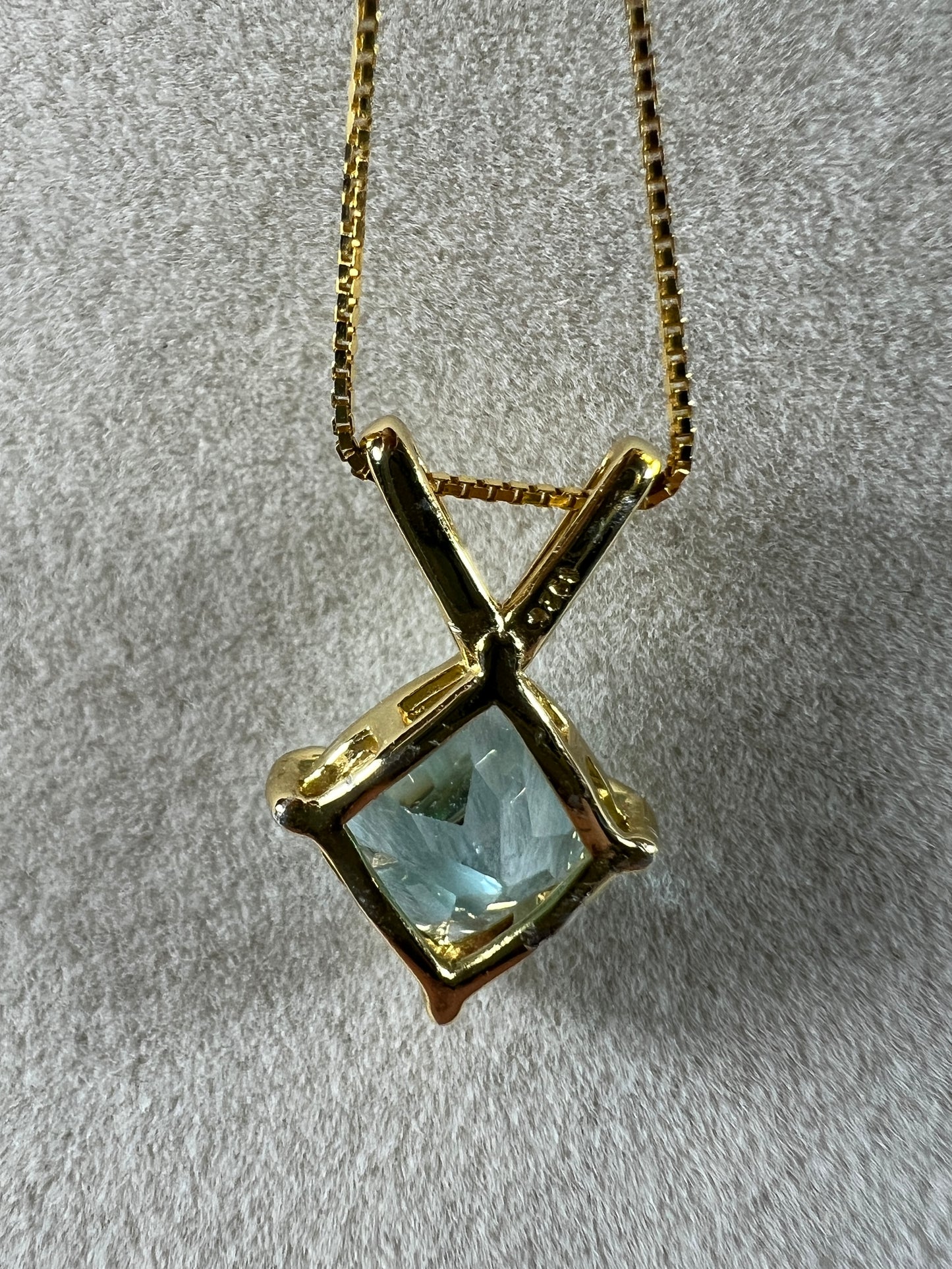 Sky Blue Topaz Crystal Pendant. Gorgeous Topaz Gemstone Necklace. S925 Setting And Necklace.