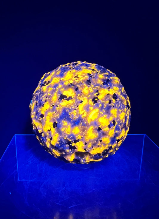 Stunning Yooperlite Crystal Sphere. 75mm. Custom Carved Lunar Moonscape. Crazy Fireball Asteroid Crystal Sphere. UV Reactive Yooperlite