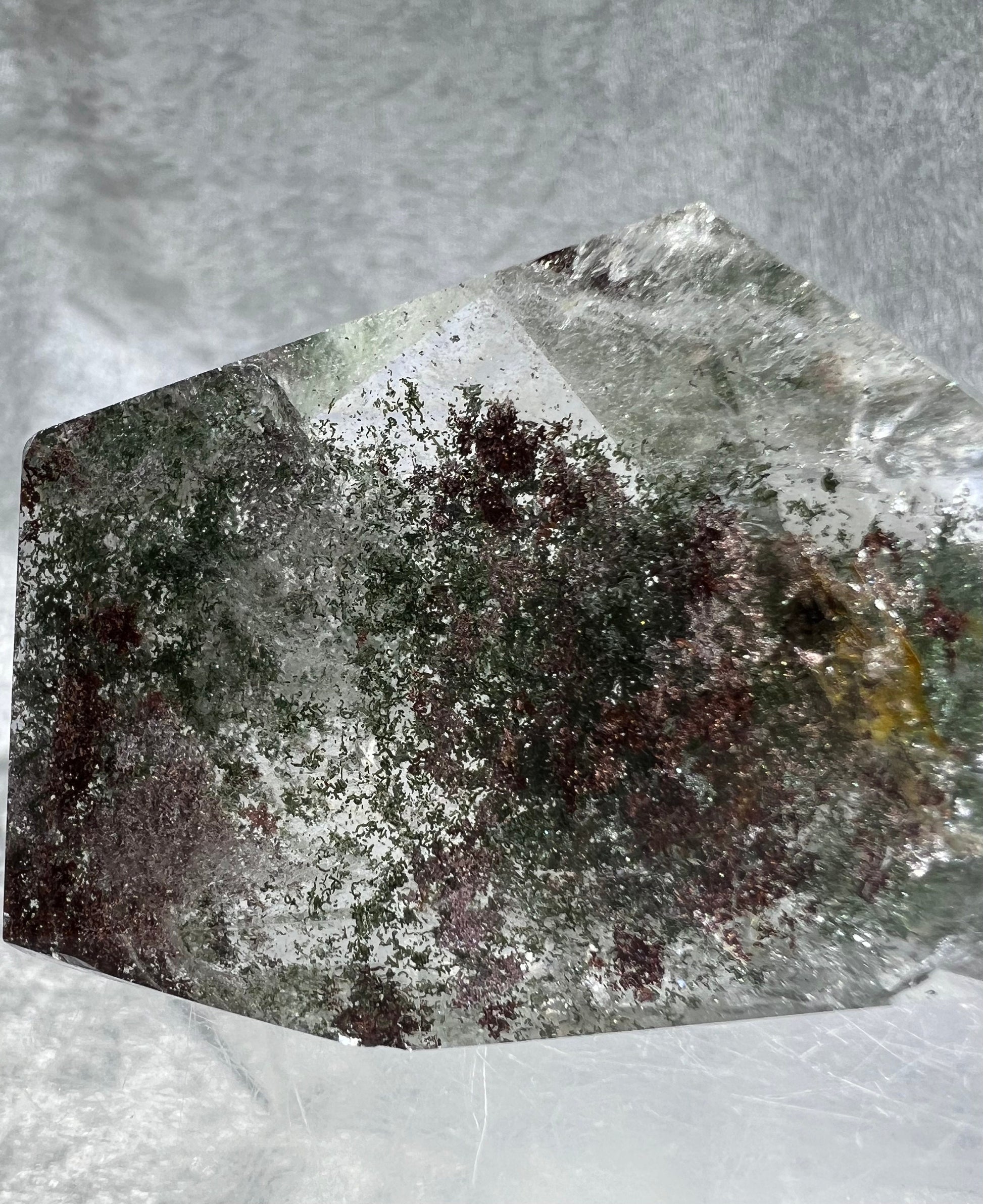 Amazing Thousand Layer Garden Quartz Freeform. High Quality With Gorgeous Rainbows. Beautiful Purples And Greens. Clear Polished Lodolite