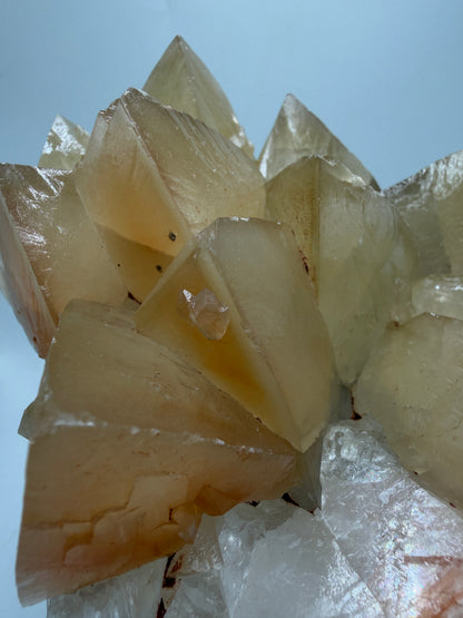 Mariposa Butterfly Calcite Cluster. Large Beautiful Calcite From Mexico. Fantastic High Quality Mineral Specimen