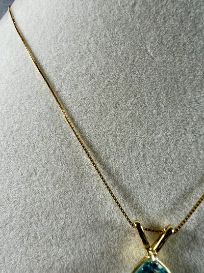 Sky Blue Topaz Crystal Pendant. Gorgeous Topaz Gemstone Necklace. S925 Setting And Necklace.