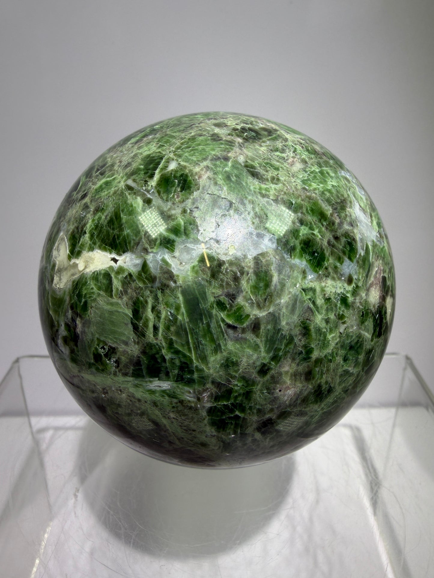 Diopside Crystal Sphere. 68mm. Very Rare And Unique Display Sphere. Lots Of Beautiful Flash