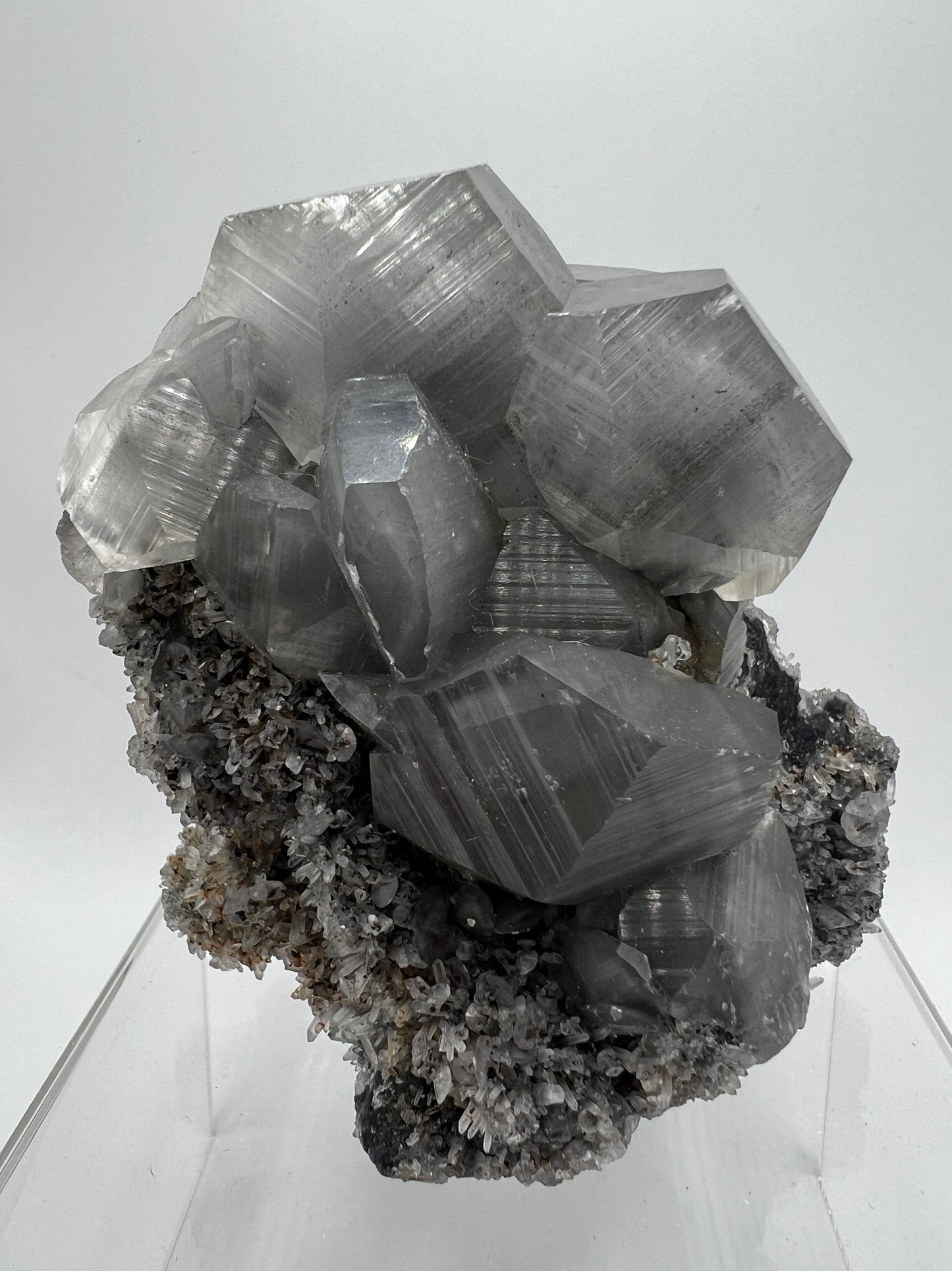 Silver Benz Calcite On Druzy Quartz. Gorgeous UV Reactive Mangano Calcite. Amazing Needle Quartz Matrix.