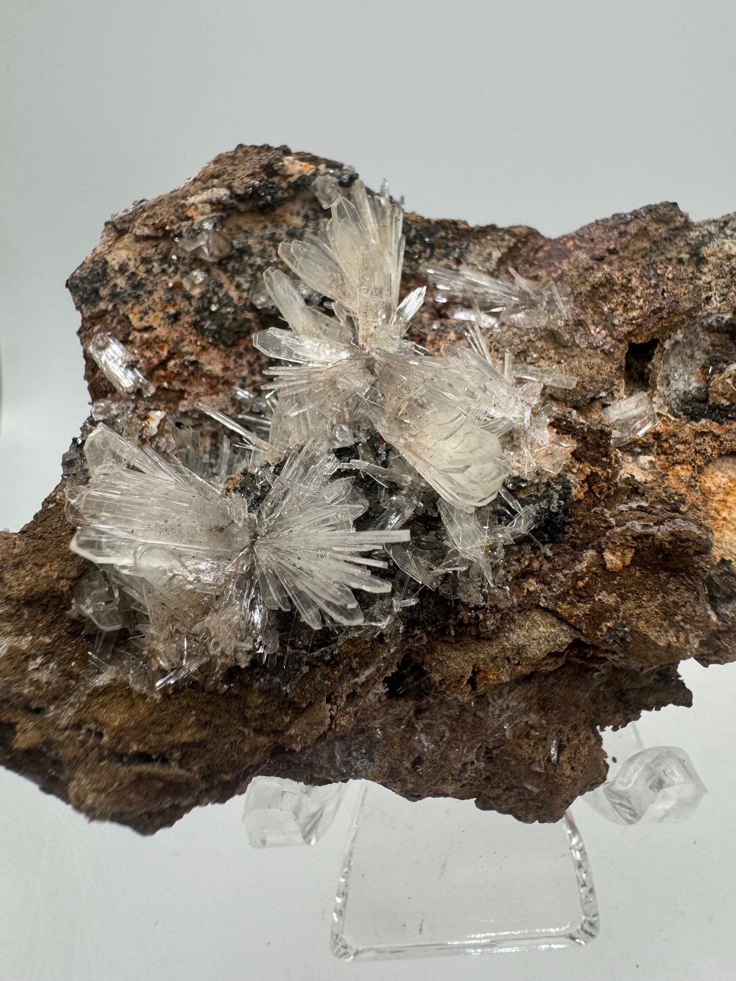 Hemimorphite And Hematite Mineral Specimen. Stunning Clear Crystal Flowers. Gorgeous Contrast In Color.
