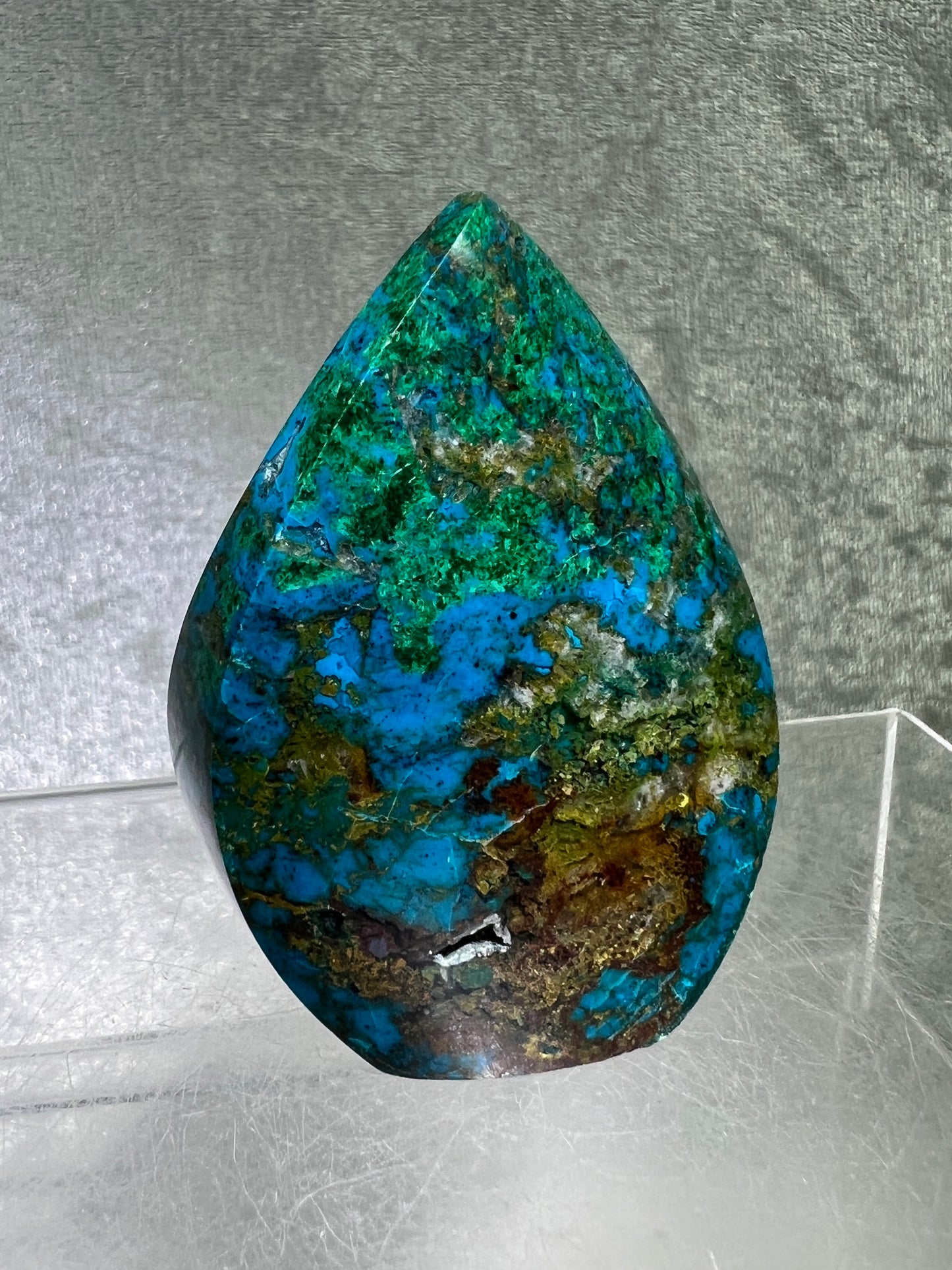 Chrysocolla Flame From Peru. Stunning Chrysocolla And Malachite Display Crystal. High Quality Flame With Gorgeous Colors.