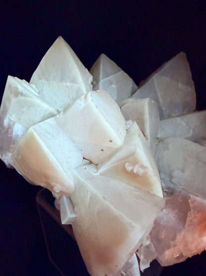 Mariposa Butterfly Calcite Cluster. Large Beautiful Calcite From Mexico. Fantastic High Quality Mineral Specimen