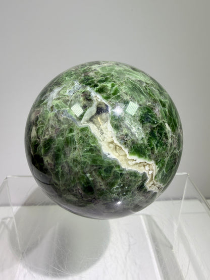 Diopside Crystal Sphere. 68mm. Very Rare And Unique Display Sphere. Lots Of Beautiful Flash