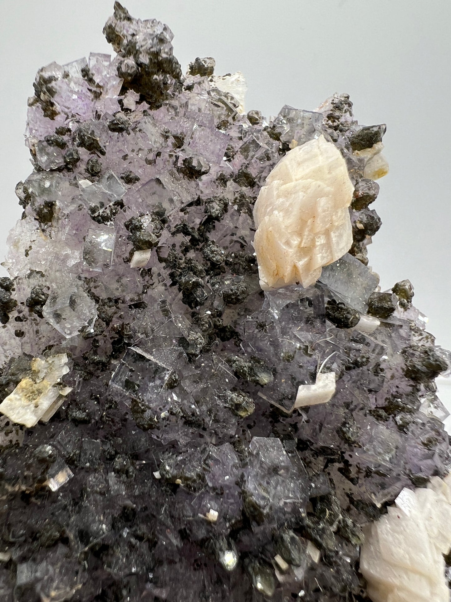 Fluorite And Calcite Specimen. World Famous Yaogangxian Fluorite Cubes. High Quality Mixed Mineral Display Specimen.