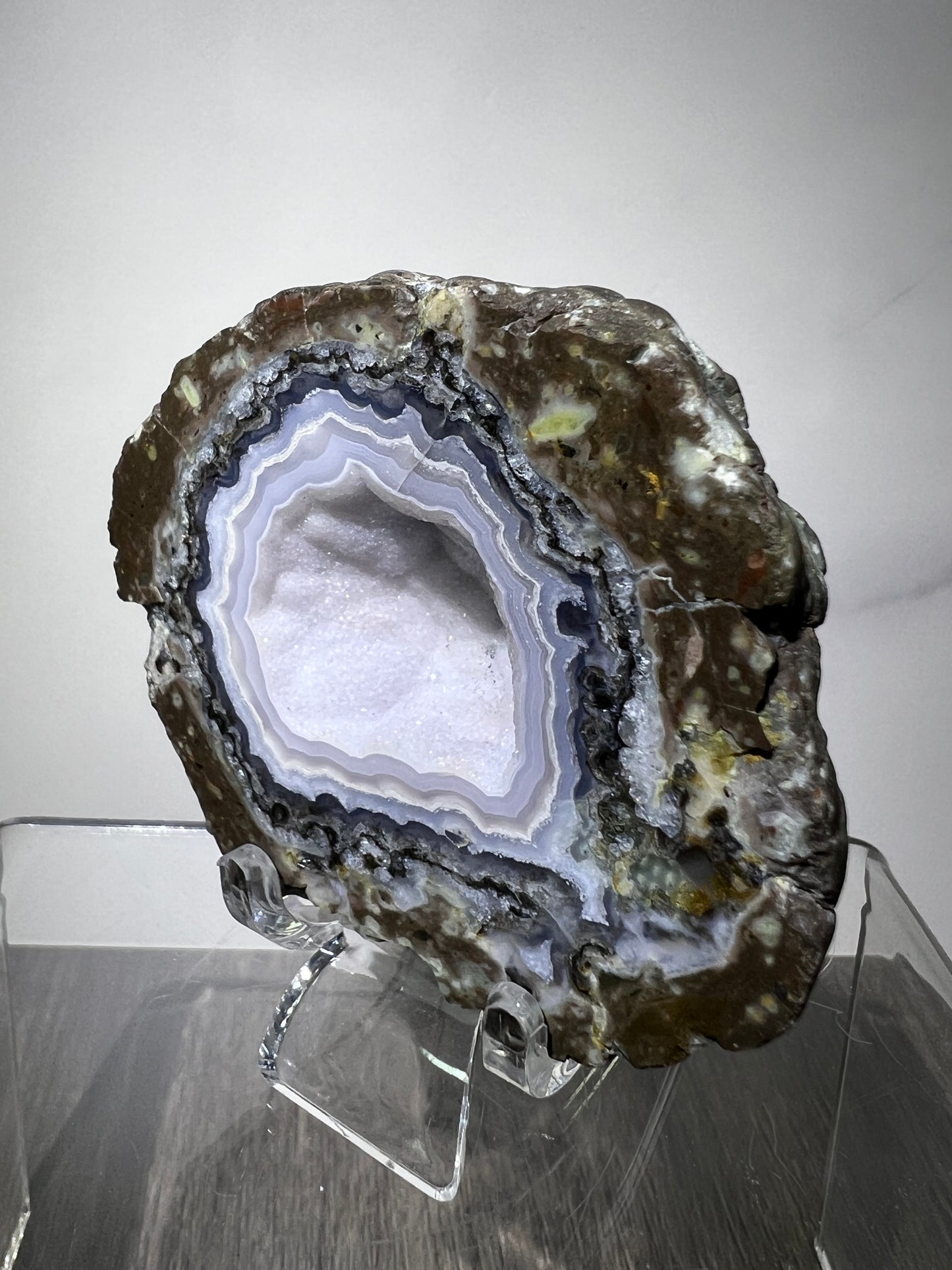 Trancas Geode Specimen From Mexico. A Beautiful Half Geode With Stunning Sugar Druzy. Gorgeous Shortwave UV Reaction!