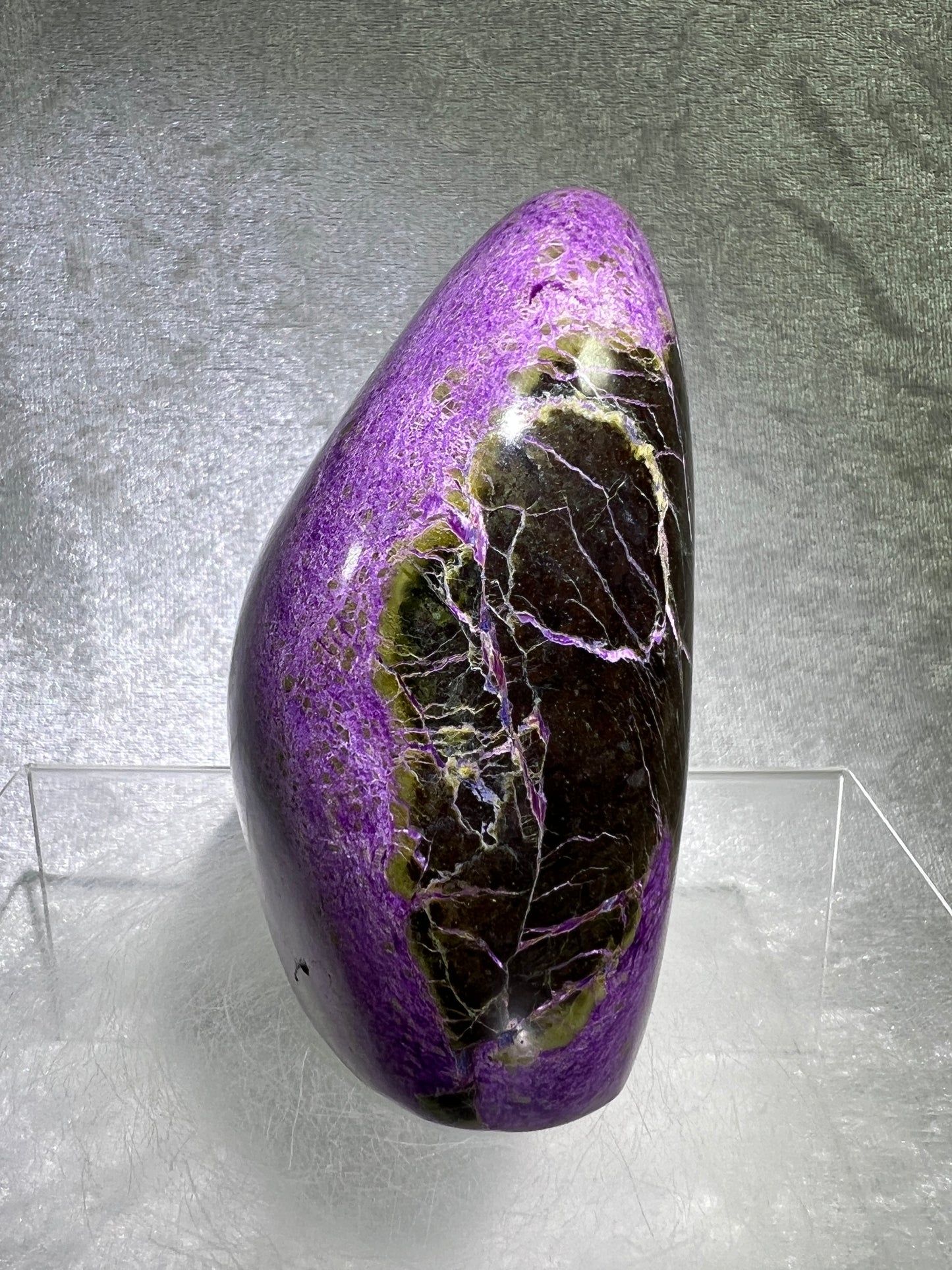 Stichtite In Serpentine Polished Freeform. Gorgeous High Quality Display Crystal. Amazing Atlantisite Freeform.