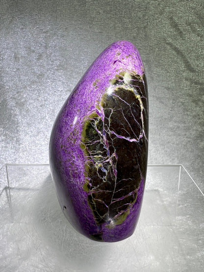 Stichtite In Serpentine Polished Freeform. Gorgeous High Quality Display Crystal. Amazing Atlantisite Freeform.