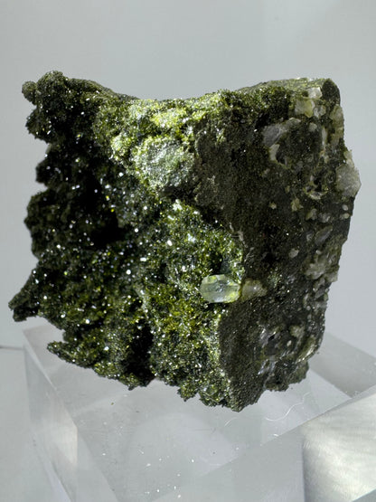 Turkish Epidote And Quartz Specimen. Gorgeous High Quality Forest Epidote. Amazing Flash And Sparkle!
