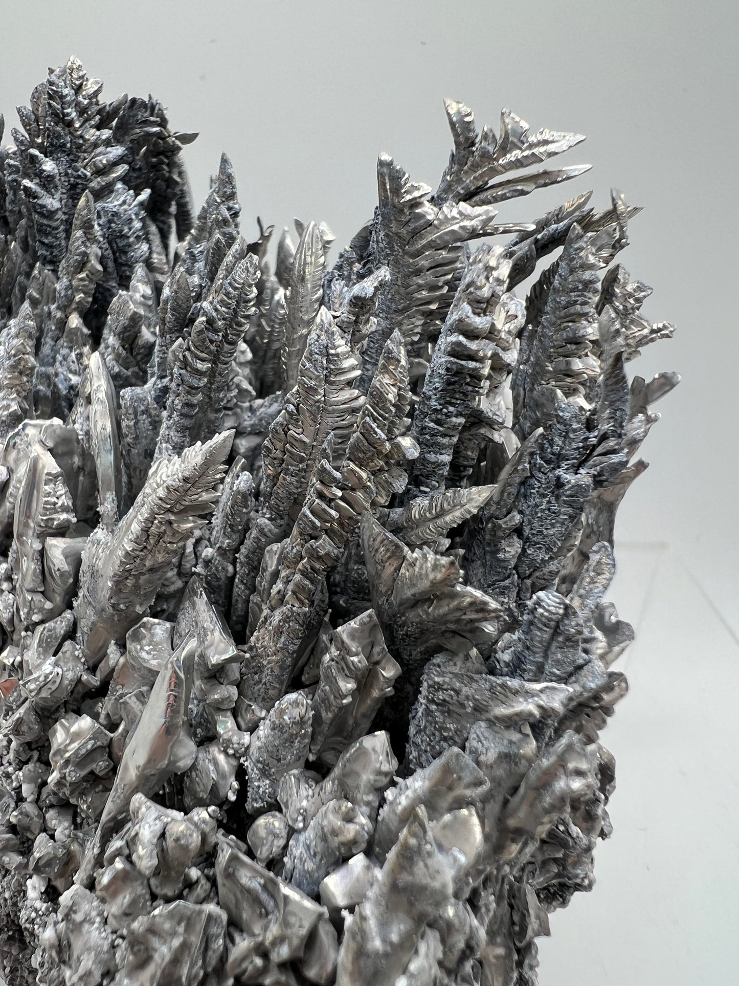 Magnesium Raw Specimen. Very Cool And Unique Cluster. Beautiful Flashy Display Crystal