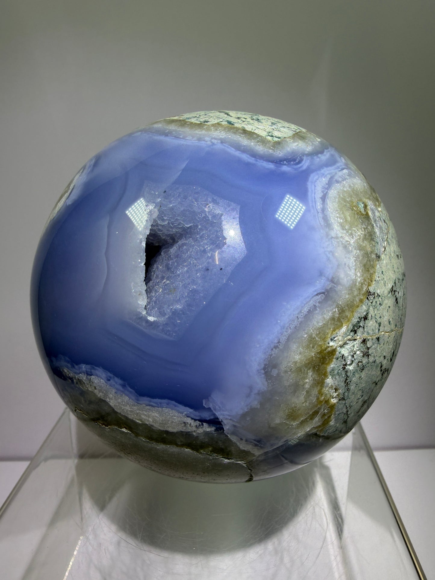 Blue Lace Agate Sphere. 106mm. XL Druzy Blue Lace Sphere. High Quality Intense Blue. Stunning Collectors Piece.