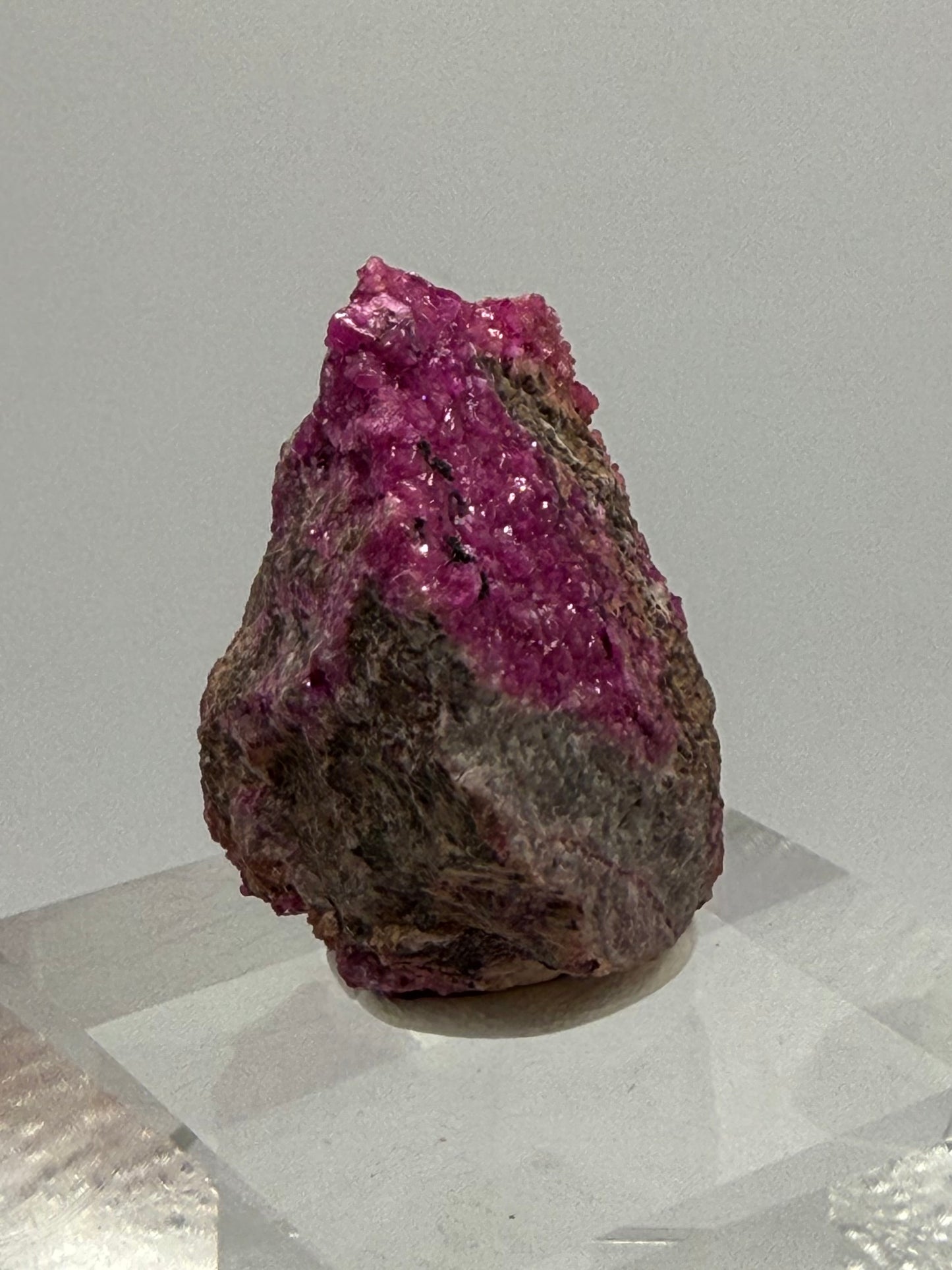 Salrose Crystal Specimen. Gorgeous Bright Colors And Crystals. Stunning Cobaltion Dolomite Specimen From The Congo.