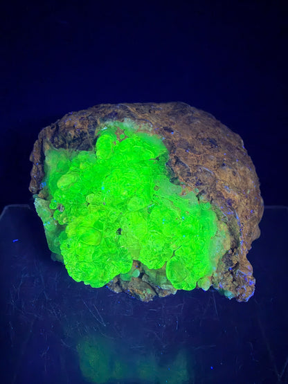 Hyalite Opal Geode. Amazing Rare Large Specimen From Mexico. Stunning Bright Green UV Reaction.