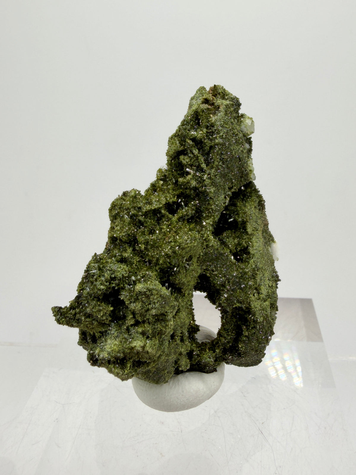 Turkish Epidote And Quartz Specimen. Gorgeous High Quality Forest Epidote. Amazing Flash And Sparkle!