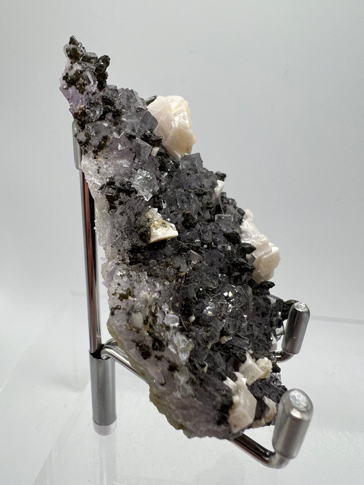 Fluorite And Calcite Specimen. World Famous Yaogangxian Fluorite Cubes. High Quality Mixed Mineral Display Specimen.