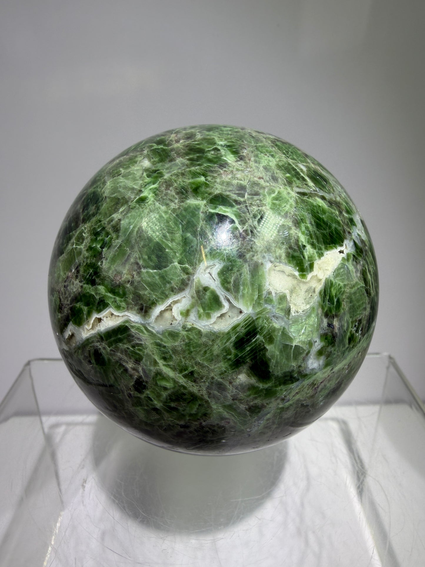 Diopside Crystal Sphere. 68mm. Very Rare And Unique Display Sphere. Lots Of Beautiful Flash
