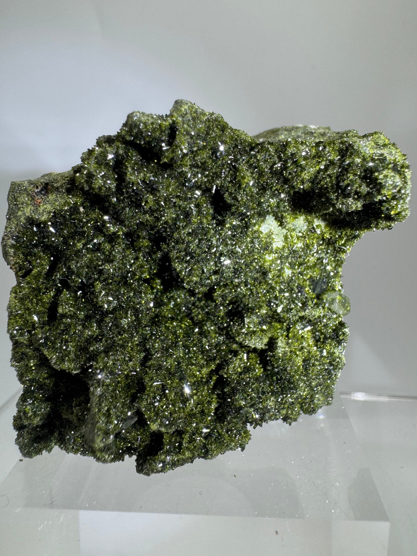Turkish Epidote And Quartz Specimen. Gorgeous High Quality Forest Epidote. Amazing Flash And Sparkle!
