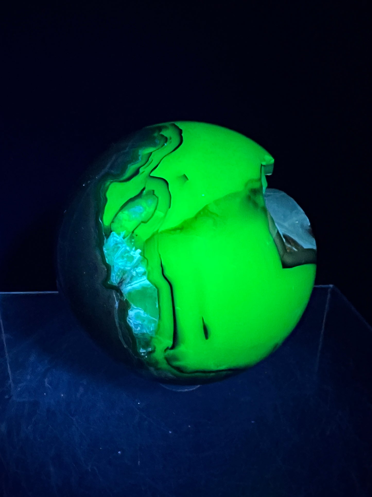Volcano Agate Sphere. 71mm. Gorgeous Blue Druzy. Intense Green UV Reactive Sphere. Awesome Color Contrast.