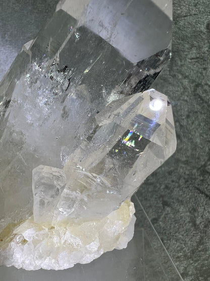 Colombian Lemurian Quartz Specimen. High Quality Quartz Cluster. Amazing Striations, Excellent Clarity, And Gorgeous Rainbows!