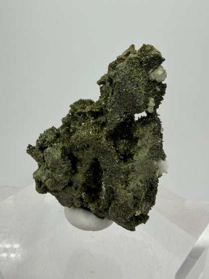 Turkish Epidote And Quartz Specimen. Gorgeous High Quality Forest Epidote. Amazing Flash And Sparkle!