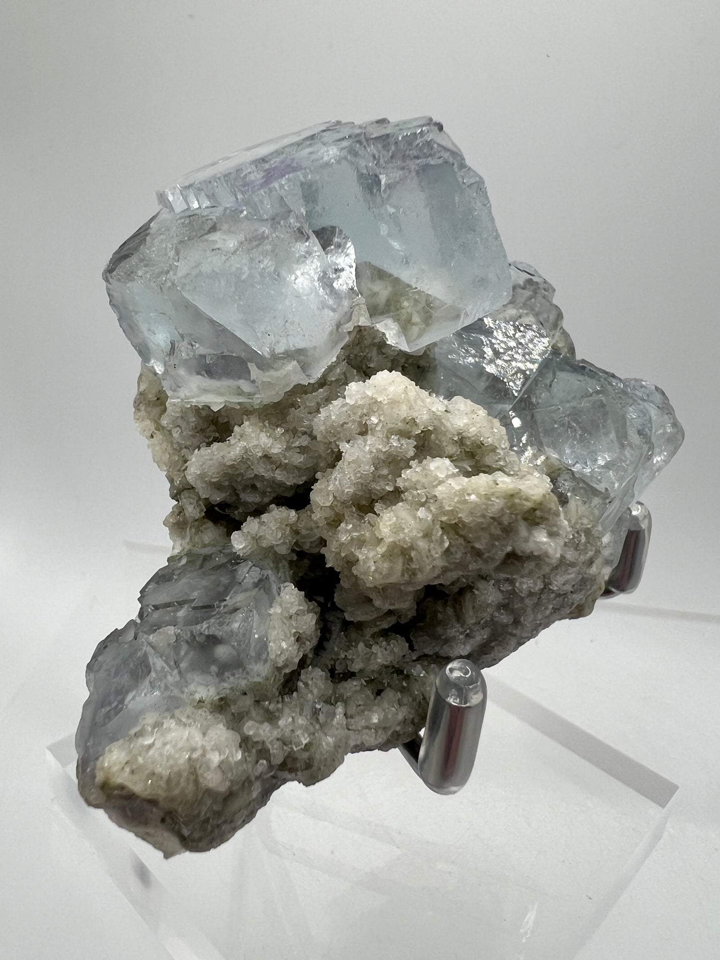 Fluorite Display Specimen. World Famous Yaogangxian Fluorite Cubes. Amazing Clear Porcelain Fluorite Cubes. High Quality Mineral Specimen.