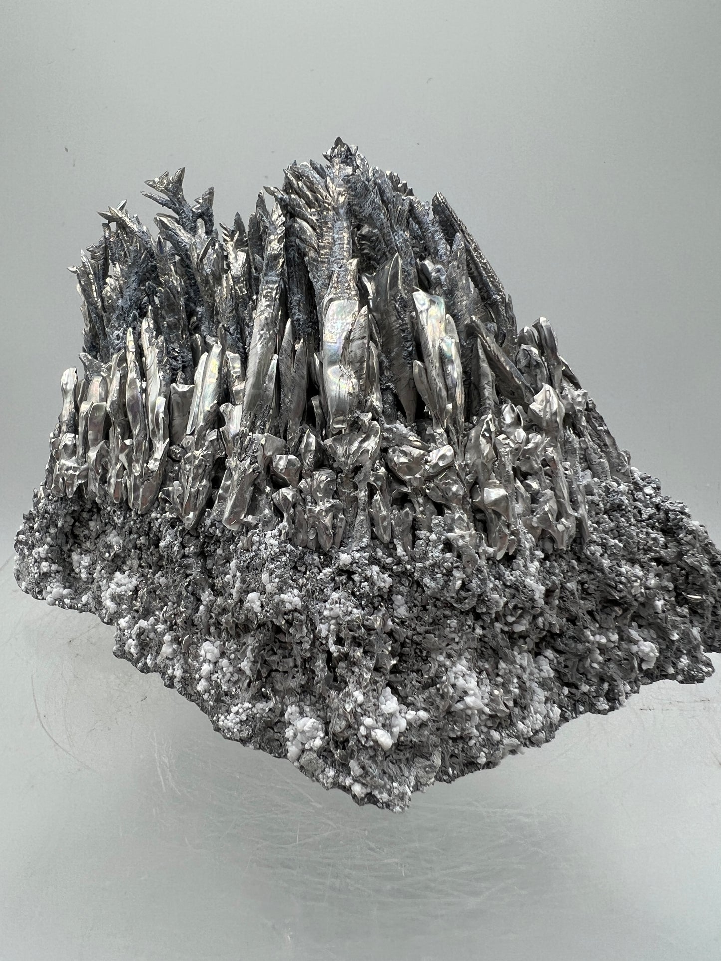 Magnesium Raw Specimen. Very Cool And Unique Cluster. Beautiful Flashy Display Crystal