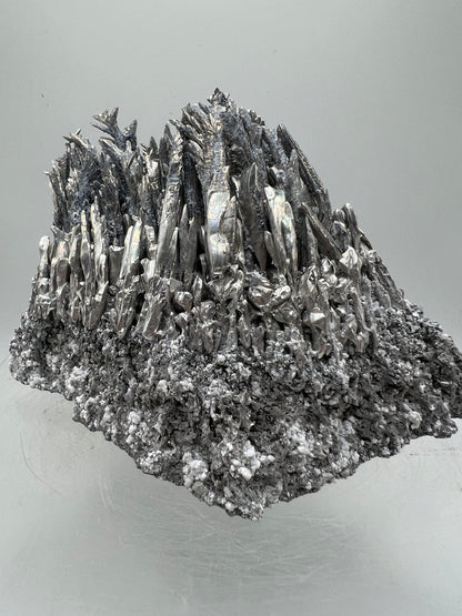 Magnesium Raw Specimen. Very Cool And Unique Cluster. Beautiful Flashy Display Crystal