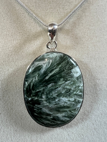 Seraphinite Crystal 925 Silver Pendant. Gorgeous Angel Wing Patterns. High Quality Crystal Jewelry