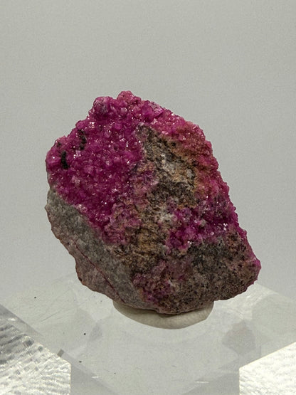 Salrose Crystal Specimen. Gorgeous Bright Colors And Crystals. Stunning Cobaltion Dolomite Specimen From The Congo.
