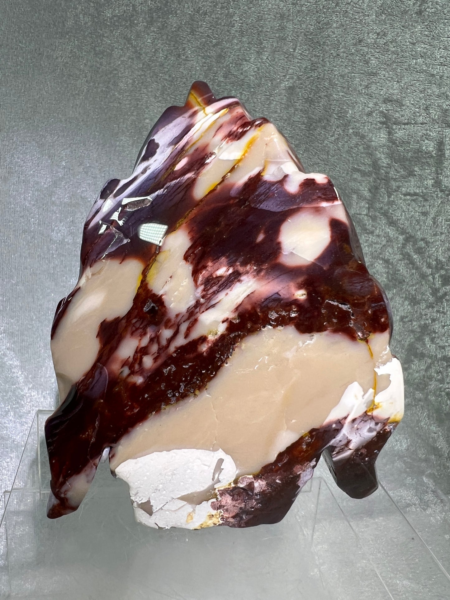 Mookaite Crystal Skull Carving. High Quality Crystal Indian Skull. Amazing Piece Of Art.