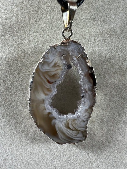Druzy Agate Slice Pendant. Amazing Colors With Stunning Druzy. Gorgeous Crystal Pendant.