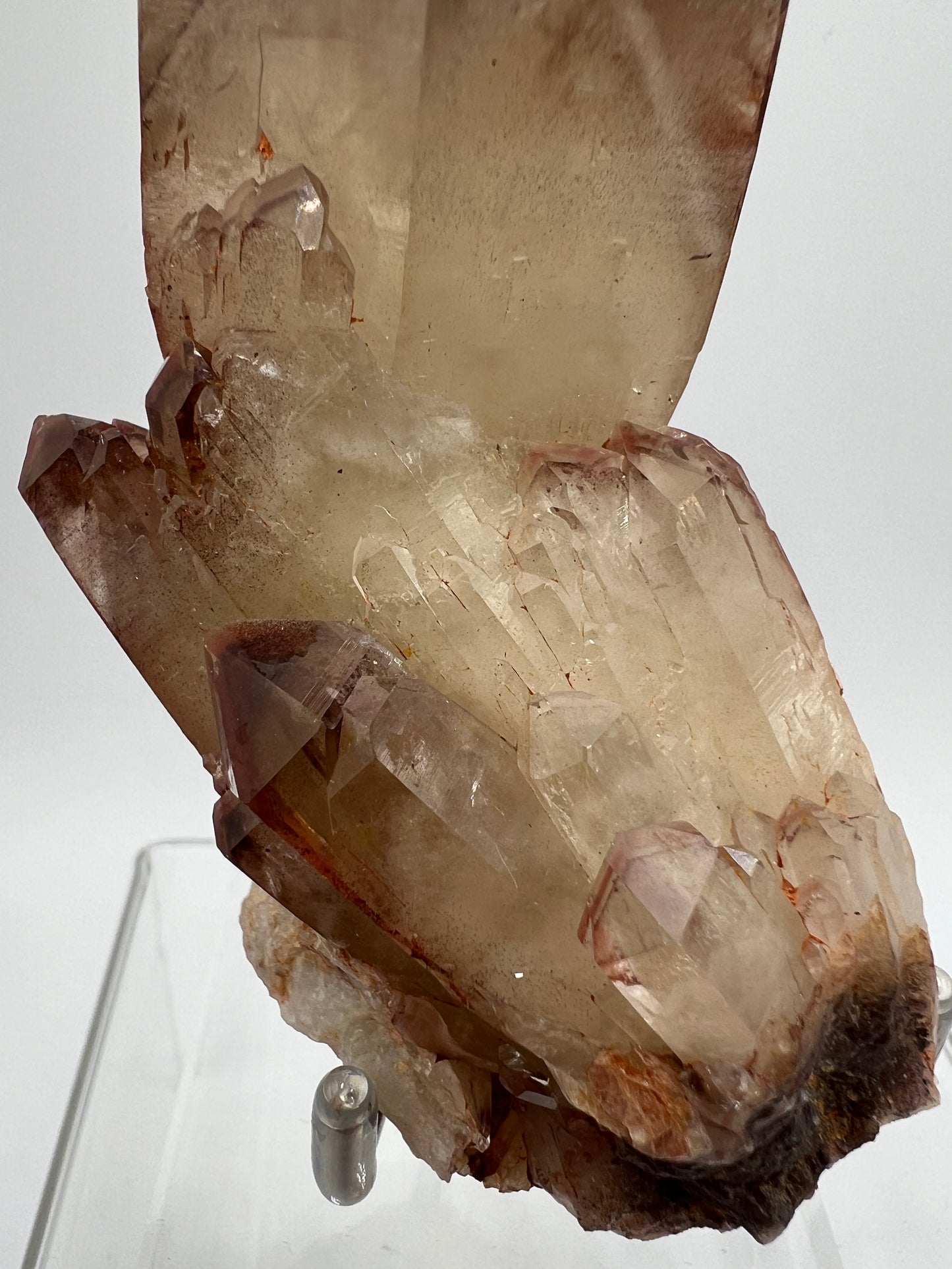 Red Hematoid Quartz. Amazing Quartz Specimen With Rare Phantoms. Gorgeous Quartz From Zimbabwe.