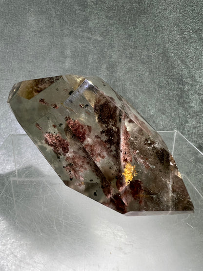 Garden Quartz Polished Freeform. Rare Purple And Red Shaman Quartz. Gorgeous Lodolite With A Beautiful Landscape.