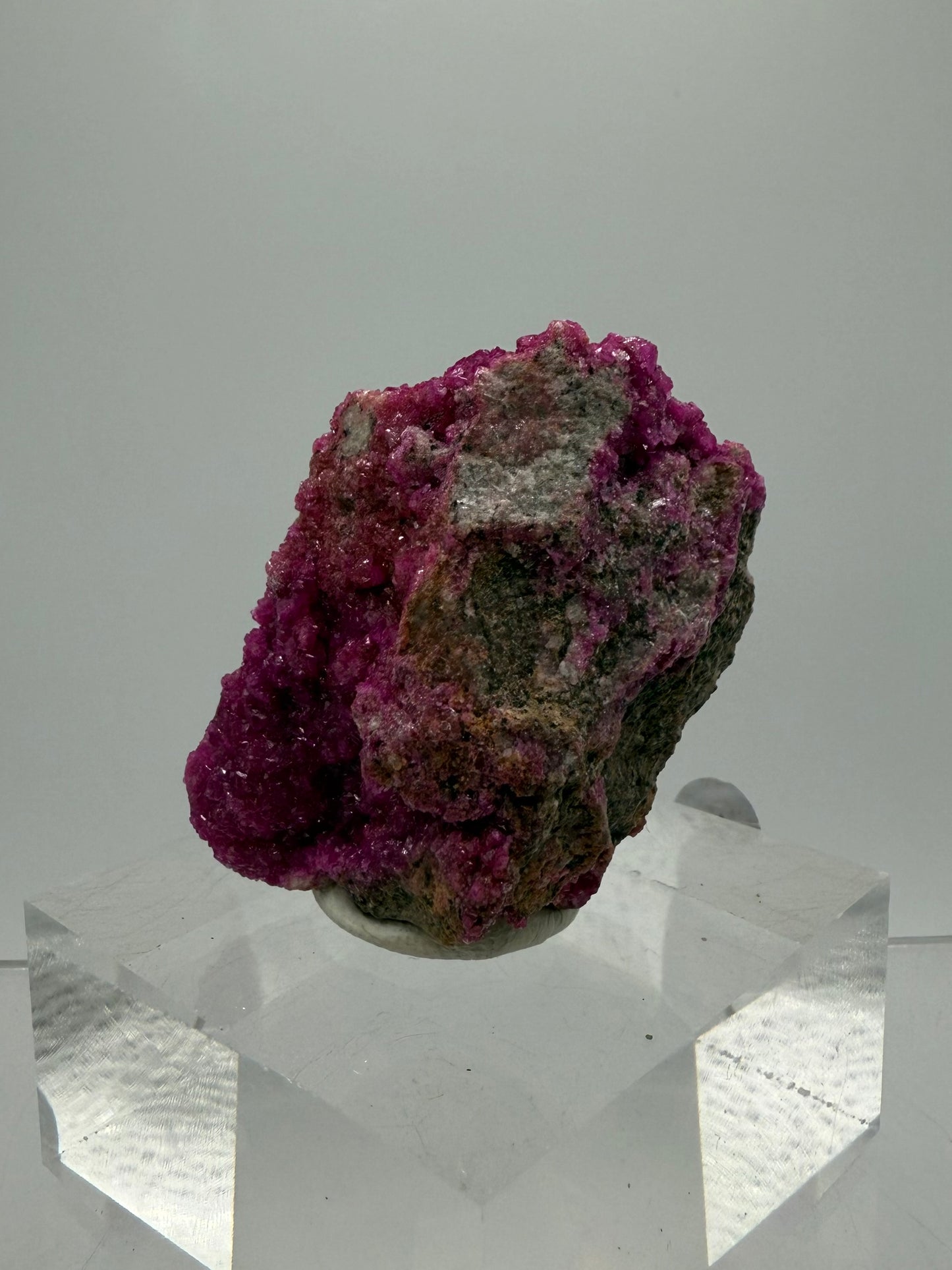 Salrose Crystal Specimen. Gorgeous Bright Colors And Crystals. Stunning Cobaltion Dolomite Specimen From The Congo.