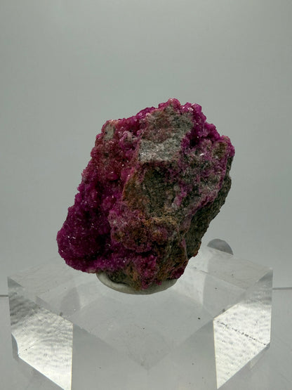 Salrose Crystal Specimen. Gorgeous Bright Colors And Crystals. Stunning Cobaltion Dolomite Specimen From The Congo.