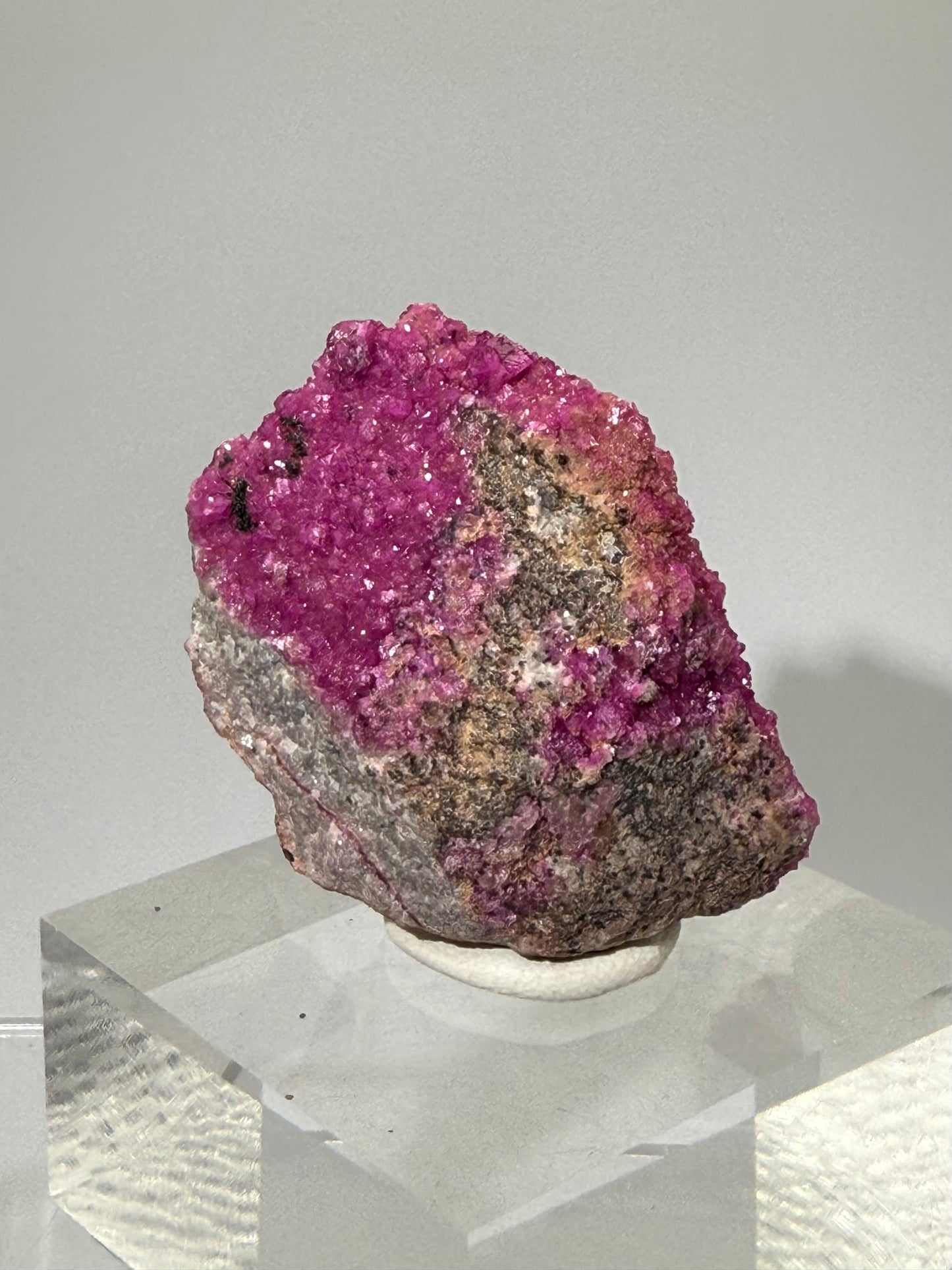 Salrose Crystal Specimen. Gorgeous Bright Colors And Crystals. Stunning Cobaltion Dolomite Specimen From The Congo.