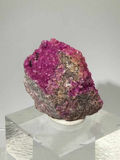 Salrose Crystal Specimen. Gorgeous Bright Colors And Crystals. Stunning Cobaltion Dolomite Specimen From The Congo.