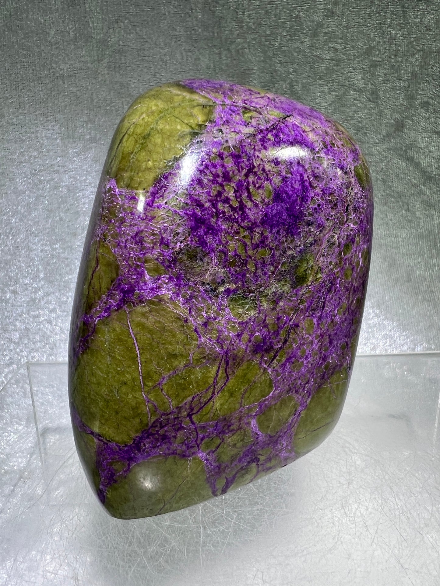 Stichtite In Serpentine Polished Freeform. Gorgeous High Quality Display Crystal. Amazing Atlantisite Freeform.