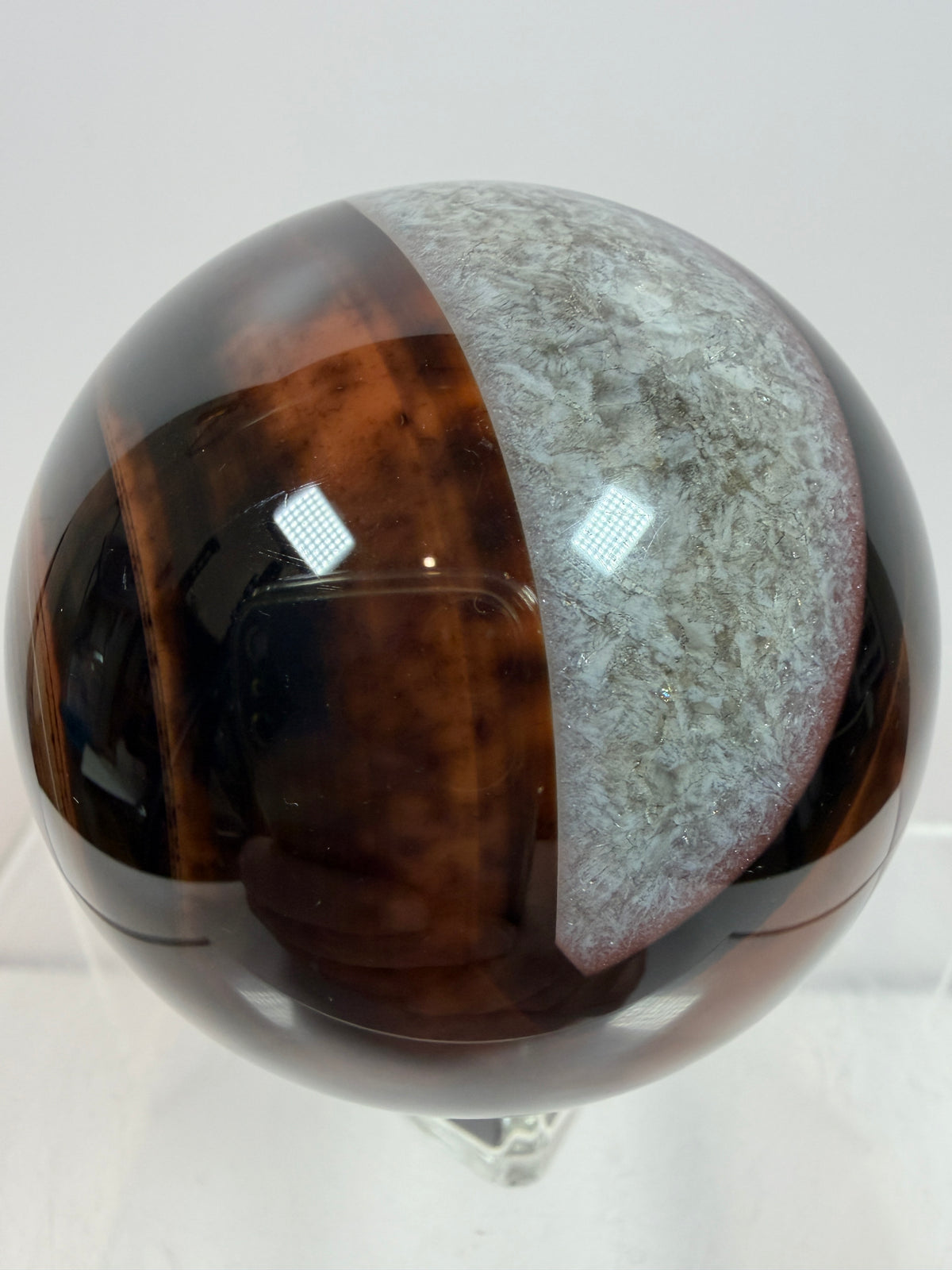 Silk Agate Sphere. 61mm. Gorgeous Banded Agate From Madagascar. Stunning Colors And Patterns On This Display Sphere.