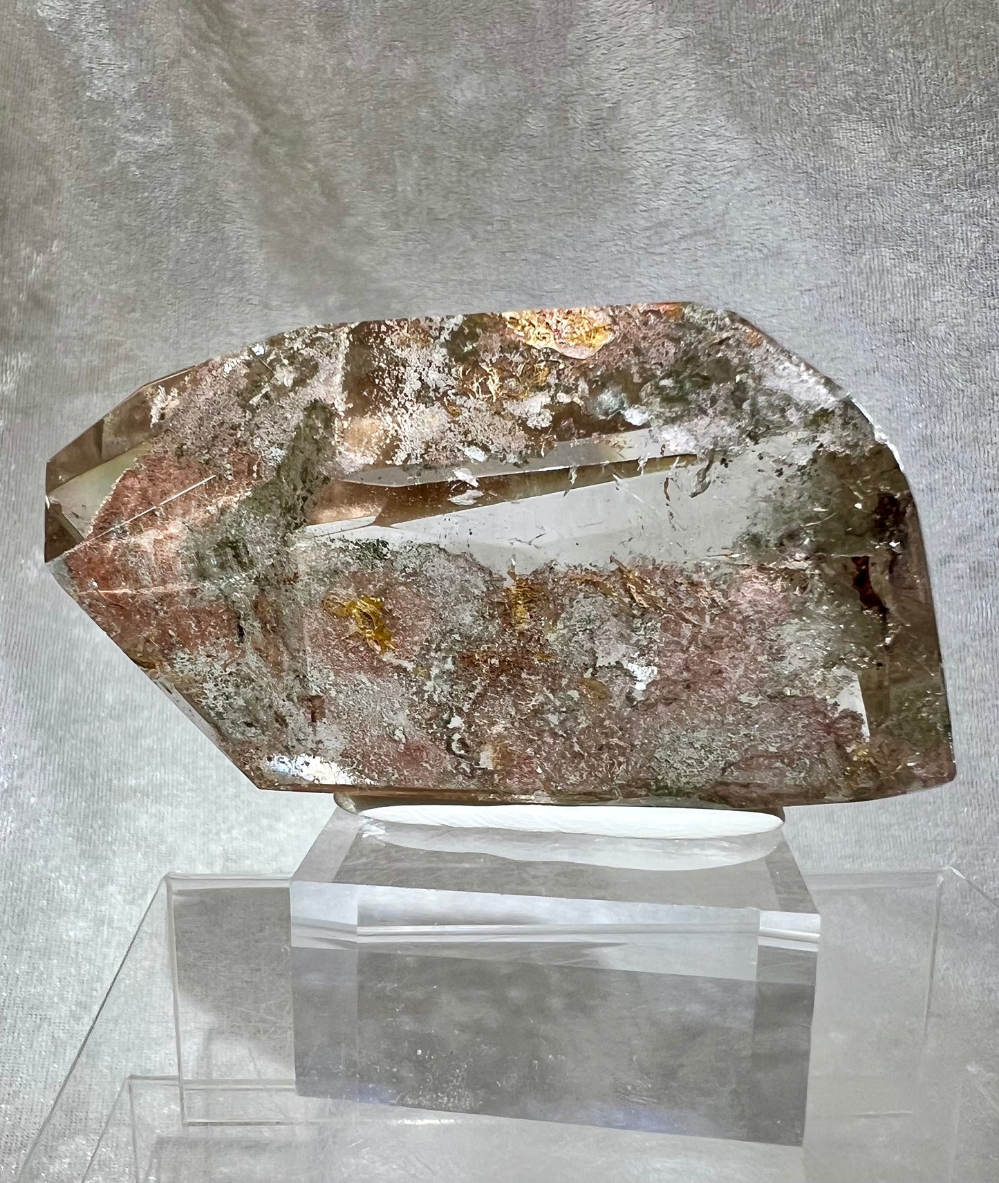 High Quality Pink Garden Quartz Freeform. Beautiful And Rare Colors. Very Clear Polished Lodolite.
