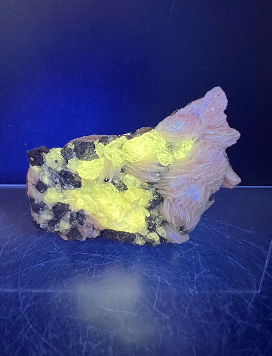 Amazing Barite And Cerussite On Galena Specimen. Incredible Yellow UV Reaction. Very Unique Crystal Cluster