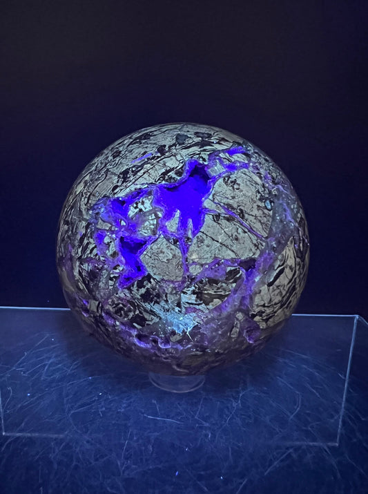 Druzy Purple Fluorite And Agate Sphere. 66mm. Amazing Sugar Druzy. Incredible UV Display Crystal.