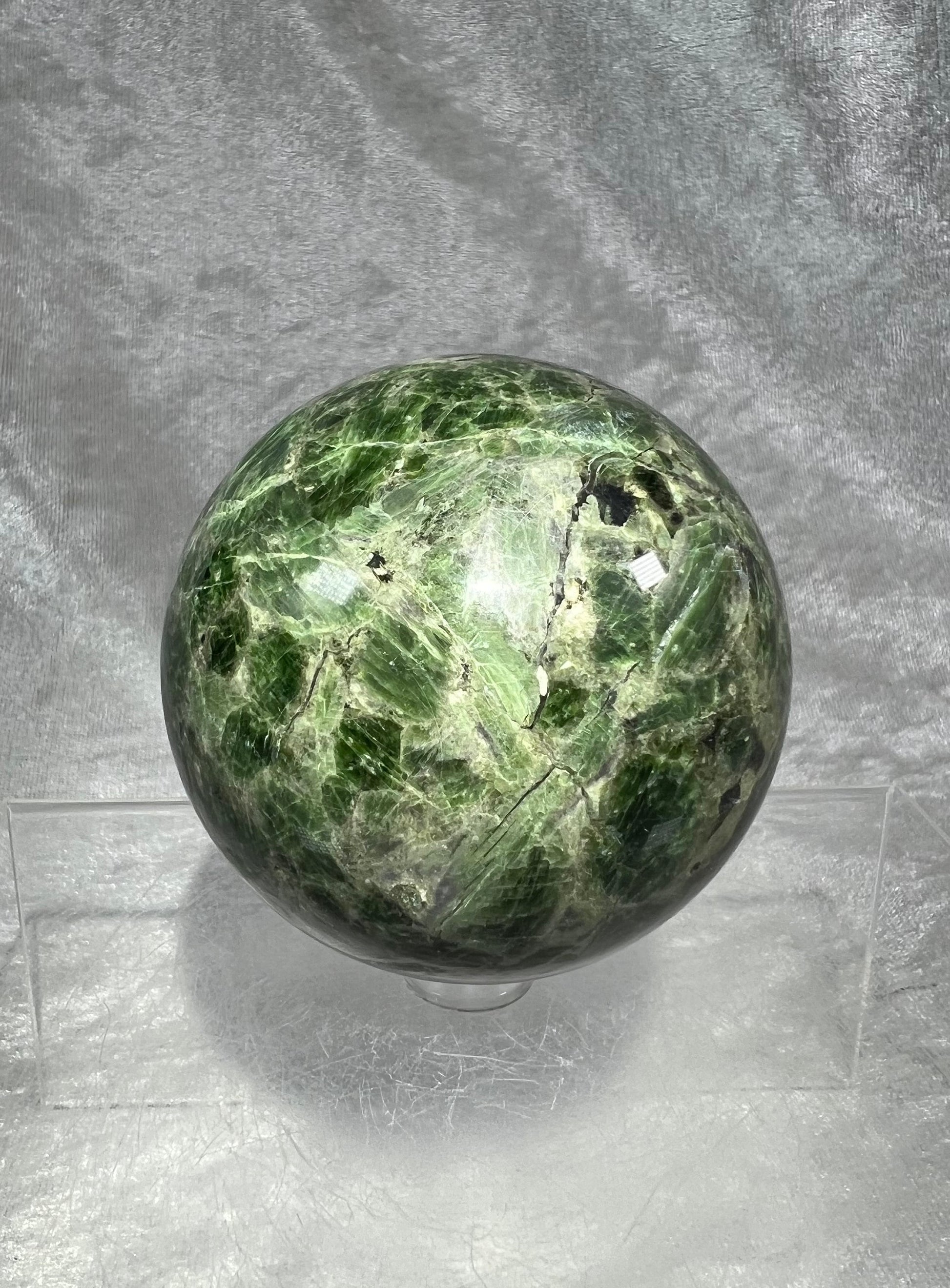 Incredible Diopside Crystal Sphere. 70mm. Very Rare And High Quality Sphere. Loaded With Tons Of Flash!
