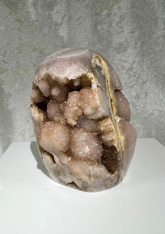 Gorgeous Large Druzy Pink Amethyst Freeform. Stunning Sugar Druzy Amethyst With Incredible Flash And Flowers. High Quality Crystal