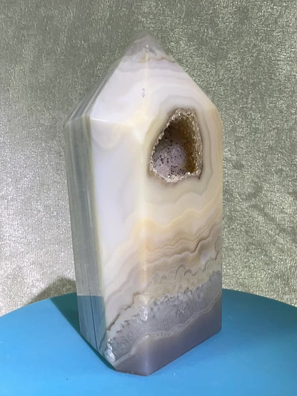 Druzy Agate Tower From Brazil. Top Quality Agate With Amazing Banding. Gorgeous Sugar Druzy Agate.