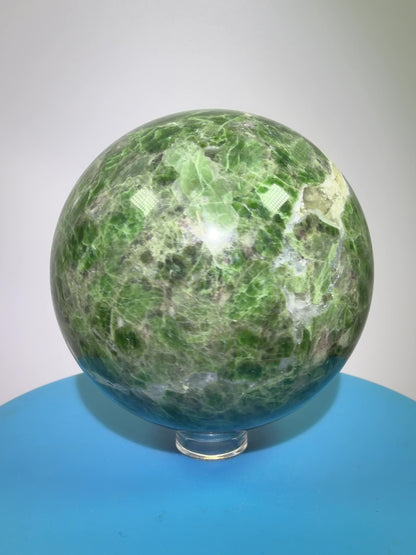 Diopside Crystal Sphere. 68mm. Very Rare And Unique Display Sphere. Lots Of Beautiful Flash